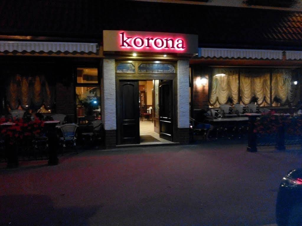 סיביו Pension Korona מראה חיצוני תמונה